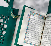 Load image into Gallery viewer, Elegant Quran Gift Set with Leather Bag | مجموعة هدايا القرآن الكريم الأنيقة مع حقيبة جلدية overbookedatm
