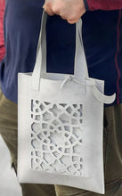 Load image into Gallery viewer, Elegant Quran Gift Set with Leather Bag | مجموعة هدايا القرآن الكريم الأنيقة مع حقيبة جلدية overbookedatm